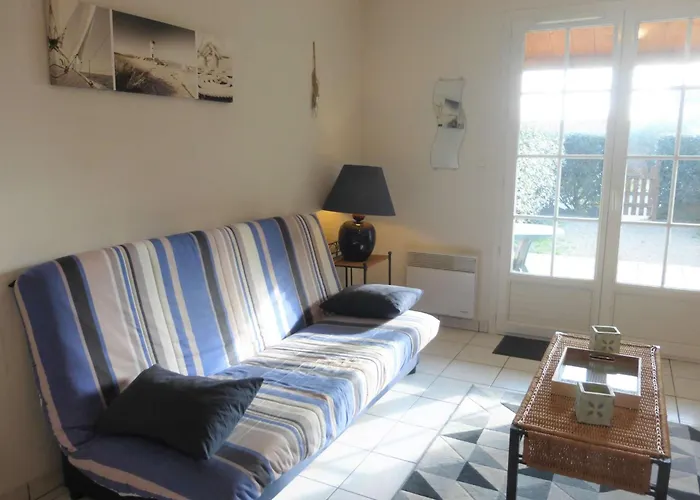 Br020-062 3 Pieces 4 Couchages Sur *