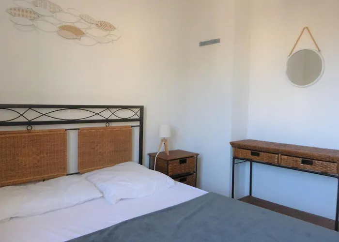 Br020-062 3 Pieces 4 Couchages Sur